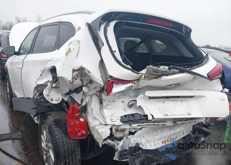 2018 Hyundai Tucson Sel z USA, uszkodzony, nr VIN KM8J3CA43JU743739